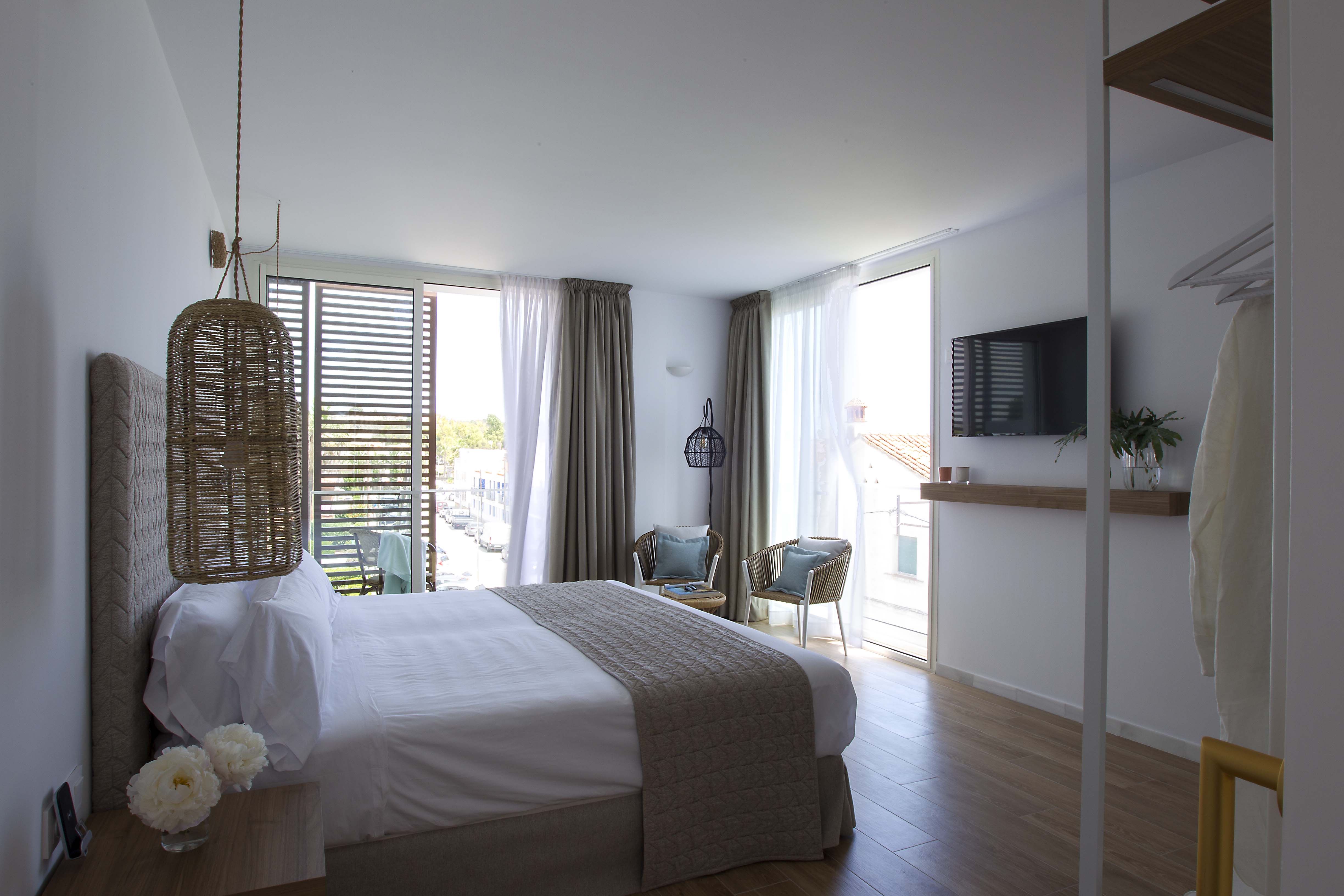 MAY ALTAFULLA BEACH BOUTIQUE HOTEL