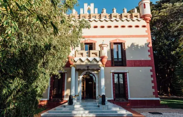 CASTELL TALLAT by Fran López
